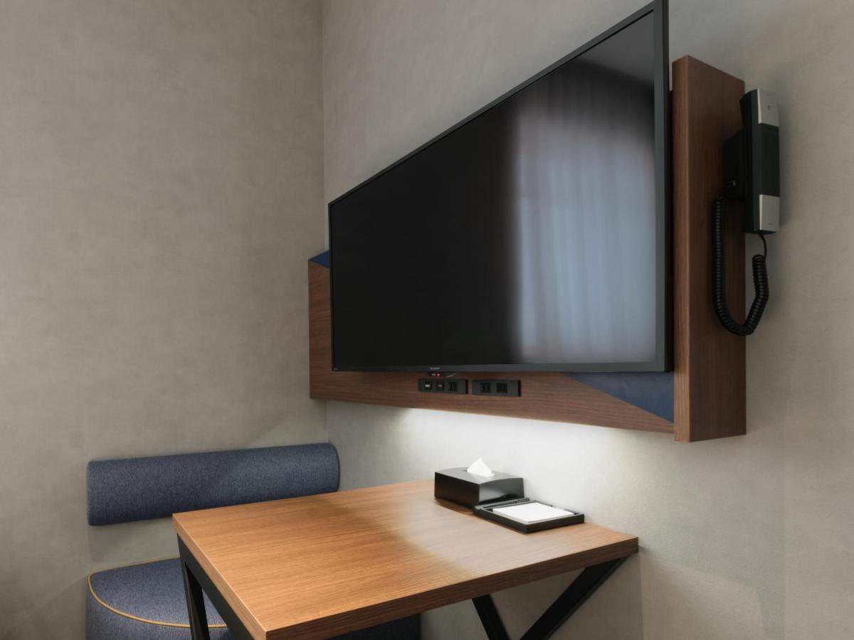 Comfort Hotel Йоккаити Экстерьер фото