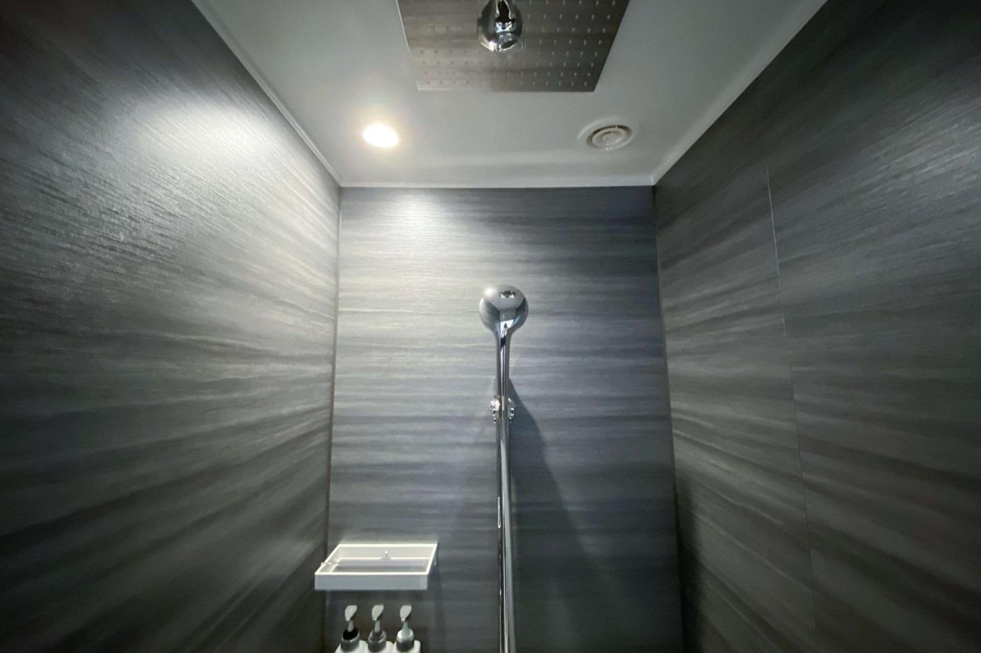 Comfort Hotel Йоккаити Экстерьер фото